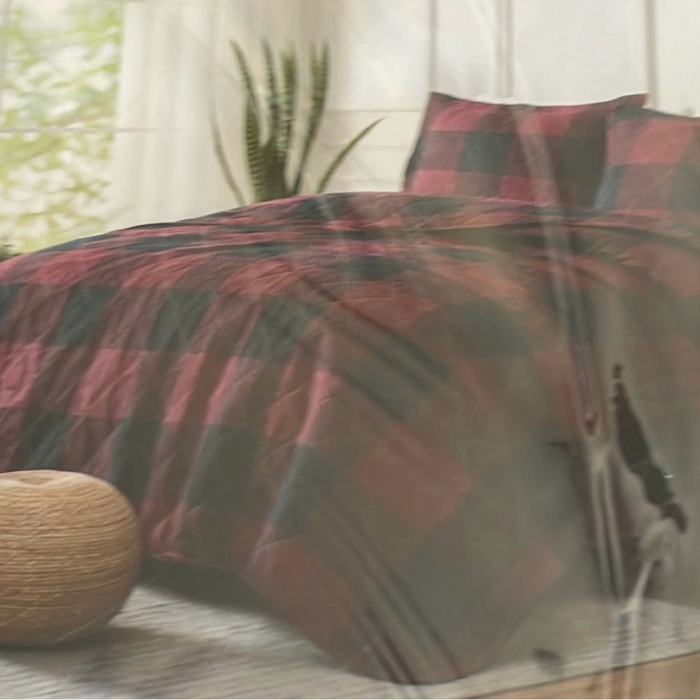 Plaid Red and Black 3 Piece Quilt Set